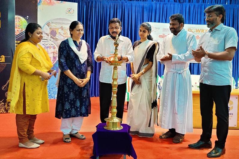 https://photos.chavaramatrimony.co.in/csr-activities/dowry.jpg